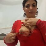 لایو سکسی ناب بدن نمایی دختر خوشگل ایرانی