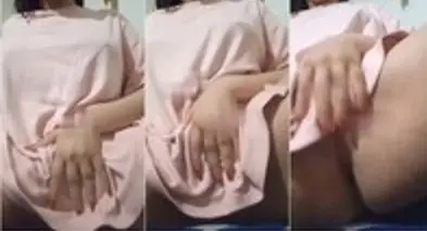 دختر تپل بدن سکسی و کس صورتی جلوی دوربین دیوونه‌ت می‌کنه